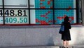 Yên tăng mạnh, Nikkei giảm khi Nhật Bản tăng lãi suất