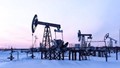 Giá dầu thế giới giảm khi OPEC+ tăng sản lượng