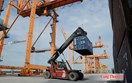 10 tháng năm 2026, kim ngạch xuất nhập khẩu hàng hóa vượt mốc 1.000 tỷ USD