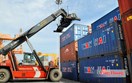Xuất khẩu tạo lực kéo, góp phần đưa kinh tế Việt Nam bứt tốc năm 2026