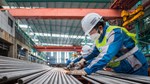 Trung Quốc giảm sản lượng thép nhưng tăng nhập khẩu quặng sắt
