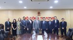 Bộ trưởng Lê Mạnh Hùng làm việc với Chủ tịch kiêm Tổng Giám đốc điều hành Murphy Oil