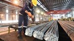 Giá thép hôm nay 16/6: Thị trường trong nước ổn định, giá quốc tế chịu áp lực từ chính sách thuế Mỹ