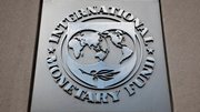 IMF cảnh báo cú sốc năng lượng, nợ công và AI đe dọa tăng trưởng toàn cầu