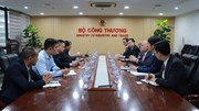 Thứ trưởng Nguyễn Việt Sơn làm việc với lãnh đạo Tập đoàn Baker Hughes