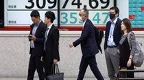 Chứng khoán Châu Á tăng, đồng USD giảm 