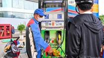 Giá xăng dầu đồng loạt giảm mạnh, dầu diesel giảm 3.185 đồng/lít