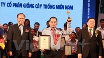 Tôn vinh 79 thương hiệu vàng nông nghiệp Việt Nam năm 2016