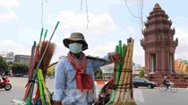 Campuchia đóng cửa các sòng bạc và hạn chế xuất khẩu gạo