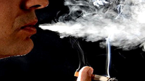 Hút thuốc lá làm tăng nguy cơ mắc ung thư vòm họng