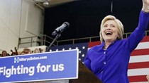 Bà Hillary Clinton sẽ làm gì nếu đắc cử Tổng thống Mỹ?