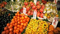 Trung Quốc tăng thuế 400% đối với một số trái cây nhập từ Mỹ
