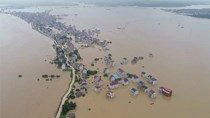 Thời tiết xấu ở Trung Quốc khi lũ lụt dâng cao ở 71 con sông