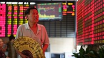 Dân Trung Quốc đổ xô mua cổ phiếu
