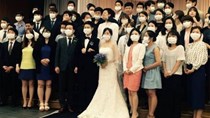 Bức ảnh cưới thành biểu tượng nỗi sợ MERS ở Hàn Quốc
