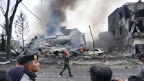 Rơi máy bay ở Indonesia, 141 người thiệt mạng