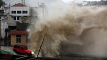 Siêu bão càn quét Trung Quốc