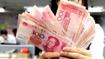 Tệ mất giá, nhà giàu Trung Quốc đổ xô chuyển tiền ra nước ngoài