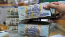 Bloomberg: Việt Nam có thể nới tiếp tỷ giá