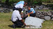 Pháp xác nhận vật thể ở Ấn Độ Dương là xác máy bay MH370