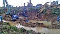 Sáng 26/9, vỡ tiếp đường ống sông Đà, ngừng cấp nước hơn 70.000 hộ dân