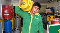Giá gas tăng 17.000 đồng/bình 12 kg 