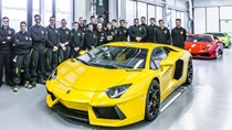 Lamborghini lập kỷ lục bán siêu xe: Cứ 2 tiếng lại một chiếc “xuất chuồng“