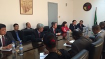Tăng cường quan hệ hợp tác với Mô-dăm-bích, Ăng-gô-la, Nam Phi
