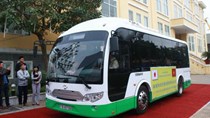 Việt Nam có xe buýt chạy bằng năng lượng mặt trời, mọi thứ đều miễn phí