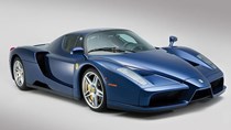 Ferrari Enzo màu cực độc chuẩn bị cho “lên sàn“
