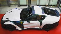 Sau Pagani Huayra BC “hàng thửa”, “thánh cuồng” màu xanh tậu thêm chiếc Ferrari F12td