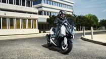 Yamaha XMax 300 2018 - Xe ga phân khối lớn tiết kiệm xăng
