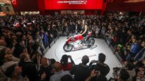 Ducati Panigale V4 được bình chọn là mô tô đẹp nhất triển lãm EICMA 2017