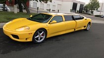 Siêu xe Ferrari độ limousine 7 chỗ siêu dài