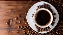 Giá cà phê hôm nay 09/6: Lao dốc trên hai sàn giao dịch thế giới
