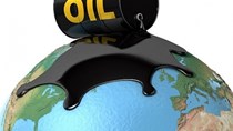 Các thương gia dầu mỏ cố gắng chuyển dầu thô bẩn của Nga sang Châu Á