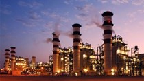 Các nhà máy lọc dầu của Mỹ hạn chế xử lý để giảm lượng nhiên liệu dư thừa