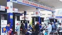 Xăng dầu không thuộc hàng hóa độc quyền