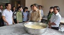 Tạm đình chỉ hoạt động của cơ sở bánh trung thu Bảo Phương