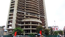 Xây xong phần thô, Việt Tower bỏ dở dự án đắc địa 198B Tây Sơn