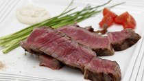 Cận cảnh thịt bò giá “khủng” của Nhật Bản