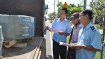 Điều kiện xét hoàn thuế với hàng tái xuất sang nước thứ ba 