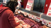 Giá lợn hơi lập đỉnh 94.000 đồng/kg