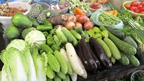 Giá thực phẩm hôm nay 7/1: Giá rau củ giảm, giá thực phẩm tươi sống tăng