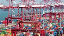 Nhập khẩu của Trung Quốc tăng mạnh nhất 10 năm