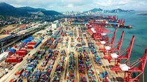 Xuất khẩu của Trung Quốc trong tháng 8 tăng mạnh