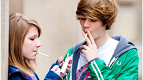 Hút thuốc lá làm gia tăng nguy cơ mắc bệnh trầm cảm ở trẻ vị thành niên
