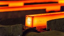 Giá quặng sắt ngày 8/2/2023: Quặng sắt giảm do lượng hàng tồn kho tăng