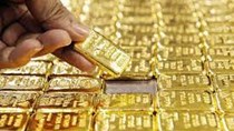 Giá vàng thế giới giảm xuống mức thấp nhất trong hơn ba tuần