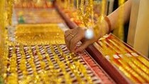 Giá vàng thế giới ngày 23/5 hướng tới mức tăng hàng tuần mạnh nhất trong gần hai tháng